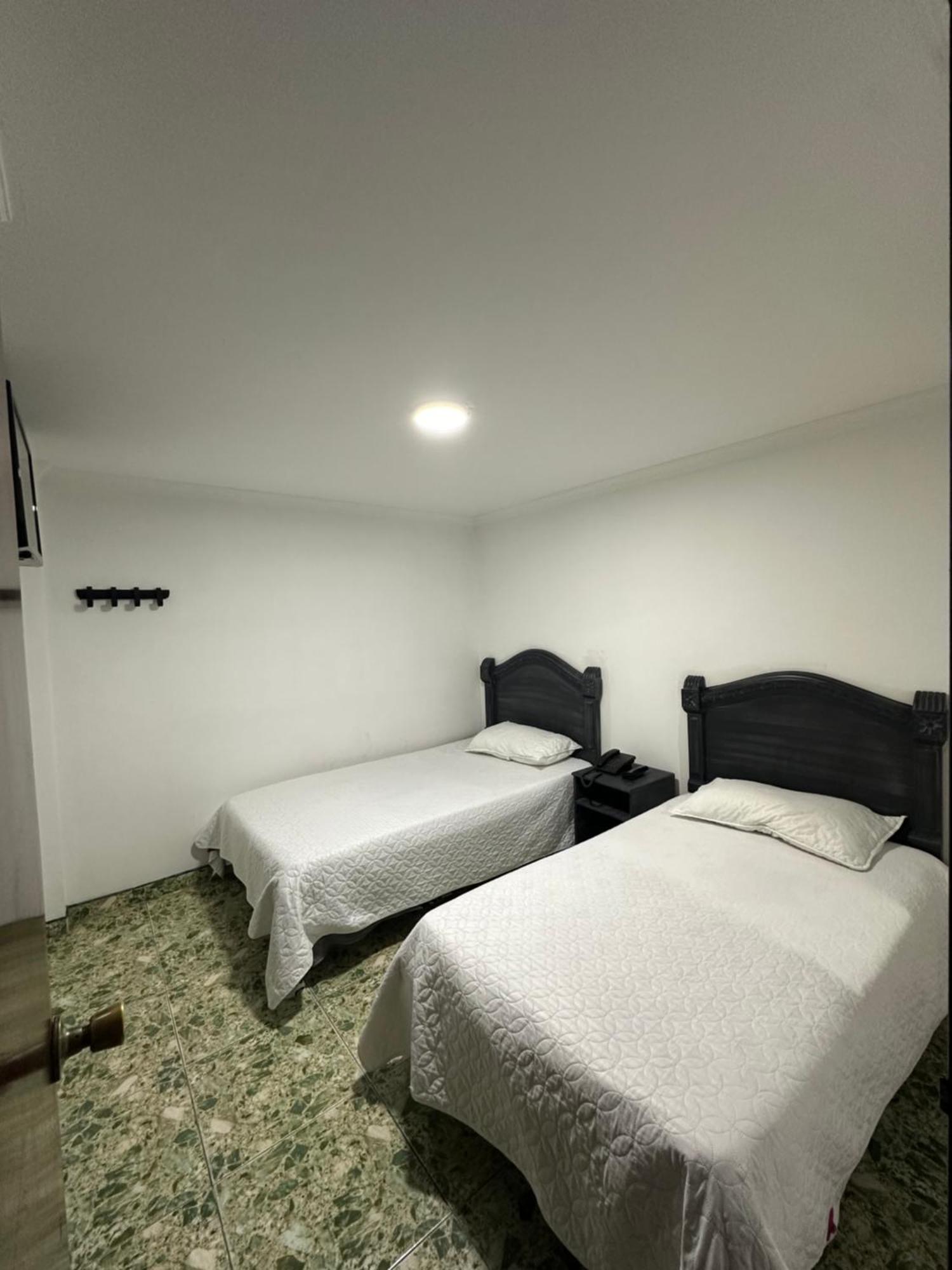 Hotel Nuevo Horizonte E.M.J 波哥大 外观 照片
